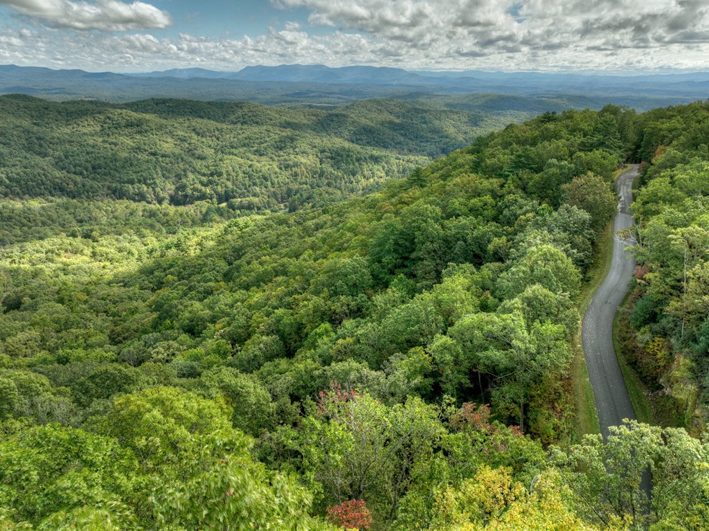 Lot 25 Utana Bluffs Trail