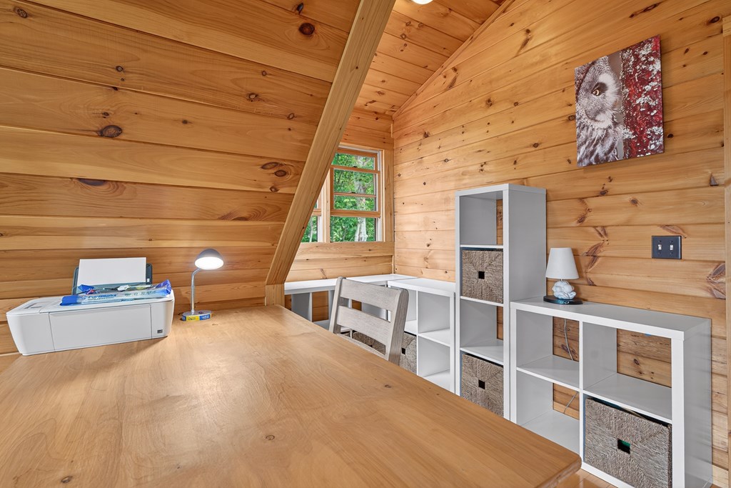 40 Foxfire Lane