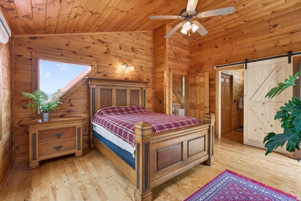 40 Foxfire Lane