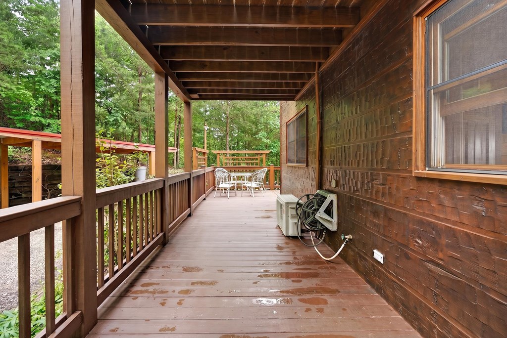 40 Foxfire Lane