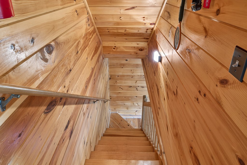 40 Foxfire Lane