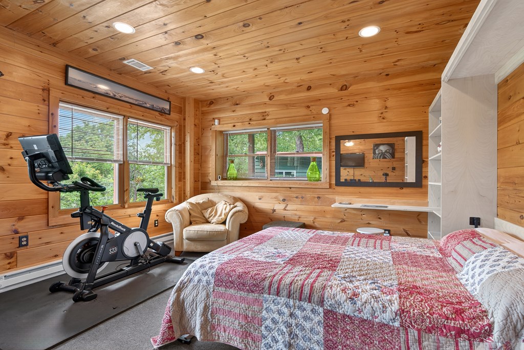 40 Foxfire Lane