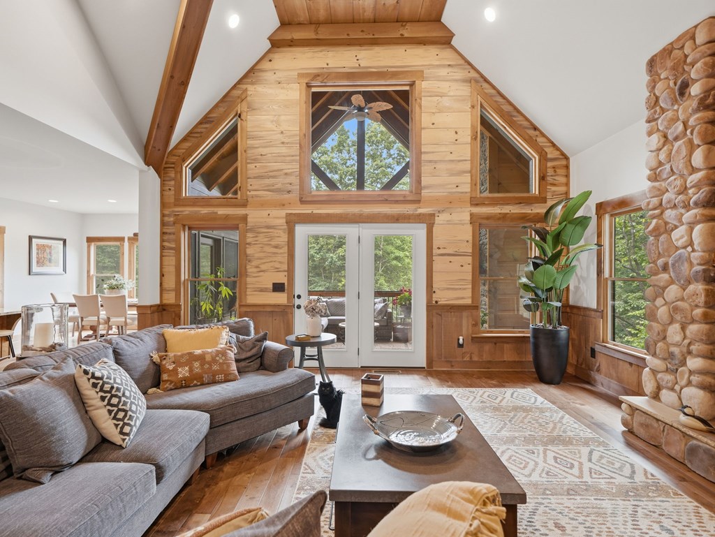 152 Oceola Drive