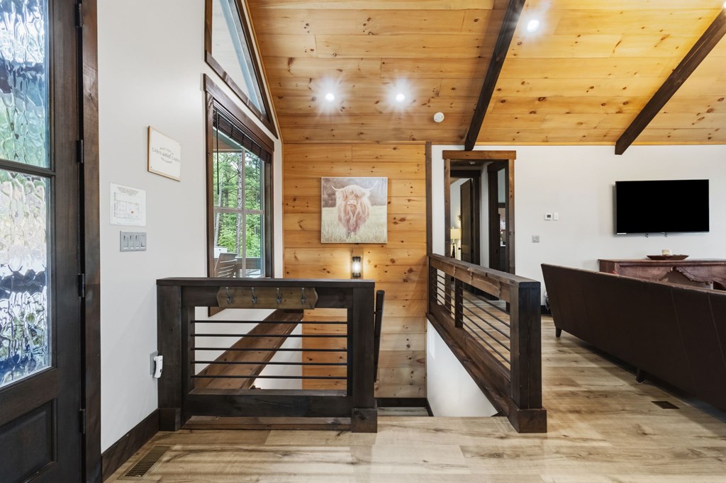 254 Leatherwood Mountain Road