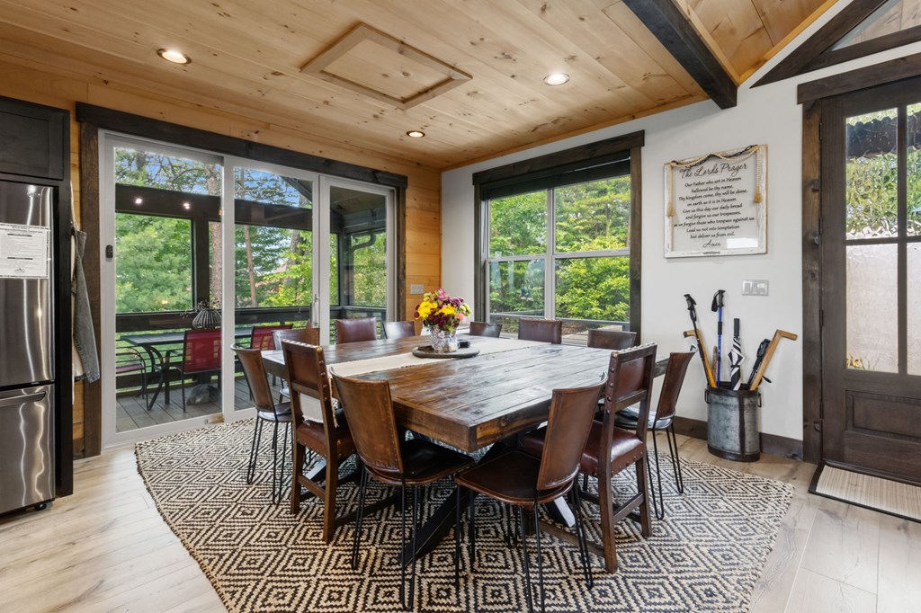254 Leatherwood Mountain Road