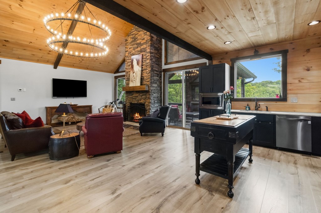 254 Leatherwood Mountain Road