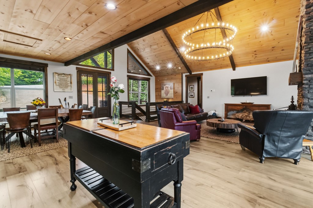 254 Leatherwood Mountain Road