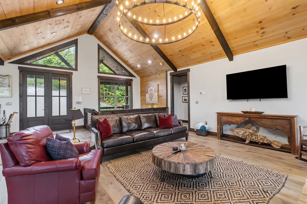 254 Leatherwood Mountain Road