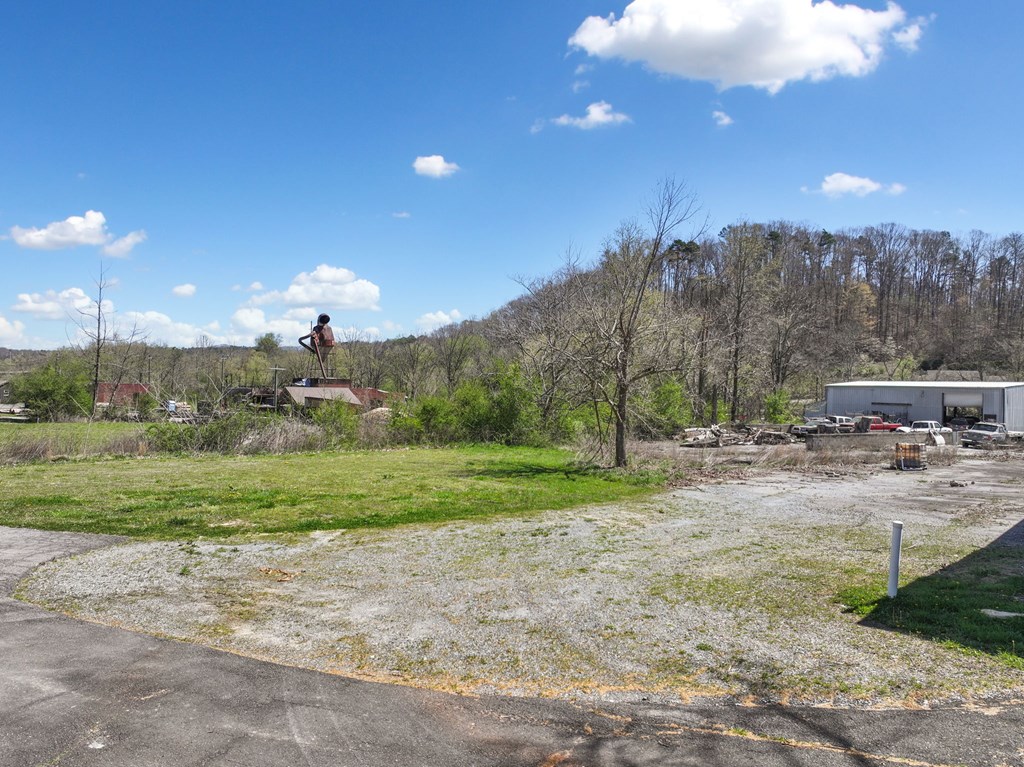 243 S Old Highway 5