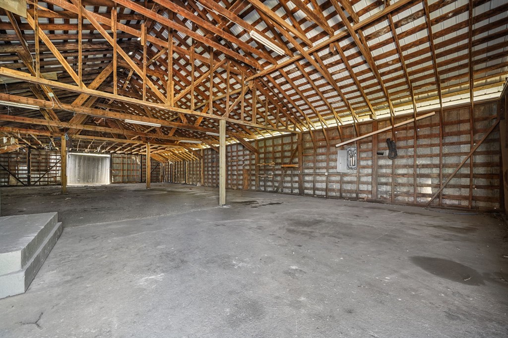 243 S Old Highway 5