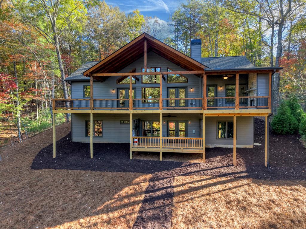 382 Pocaset Drive