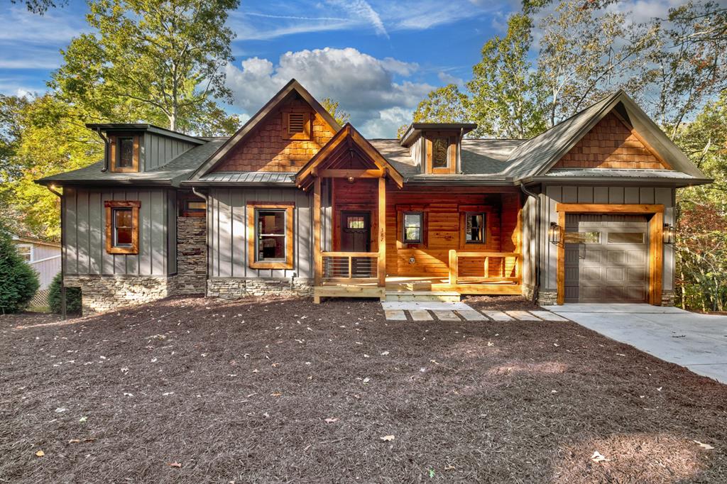 382 Pocaset Drive