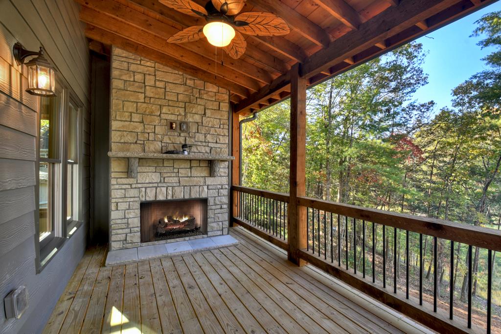 382 Pocaset Drive