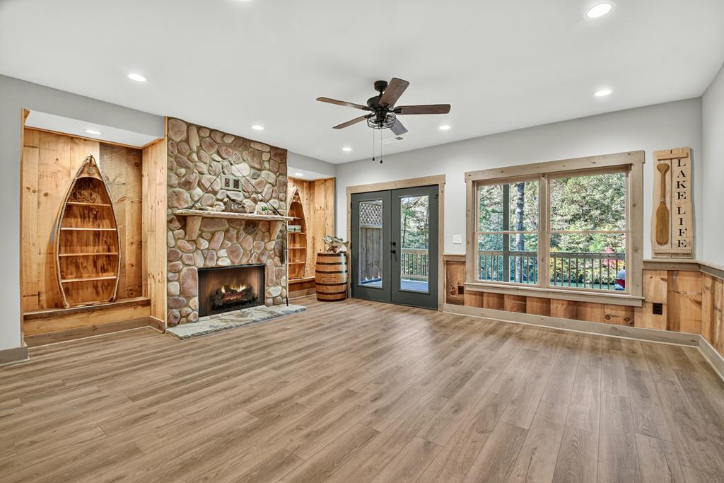 382 Pocaset Drive