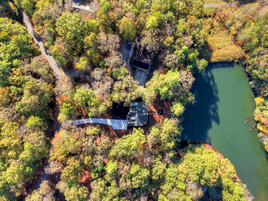 382 Pocaset Drive