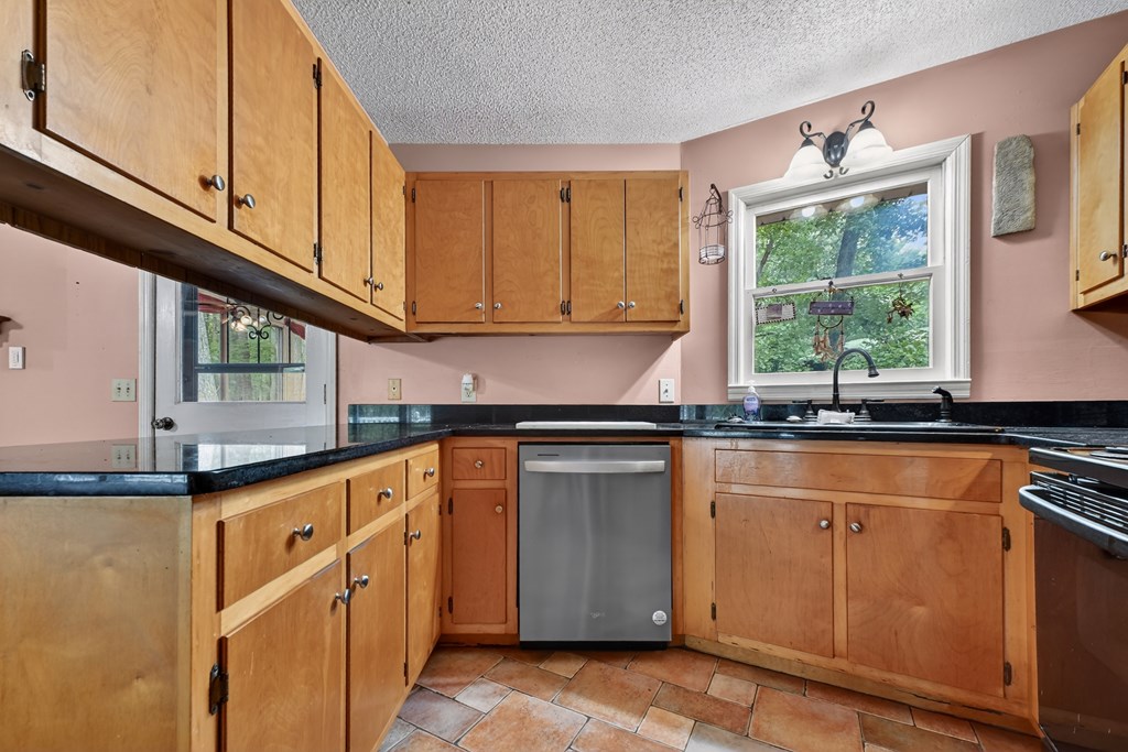 1076 Riverview Drive