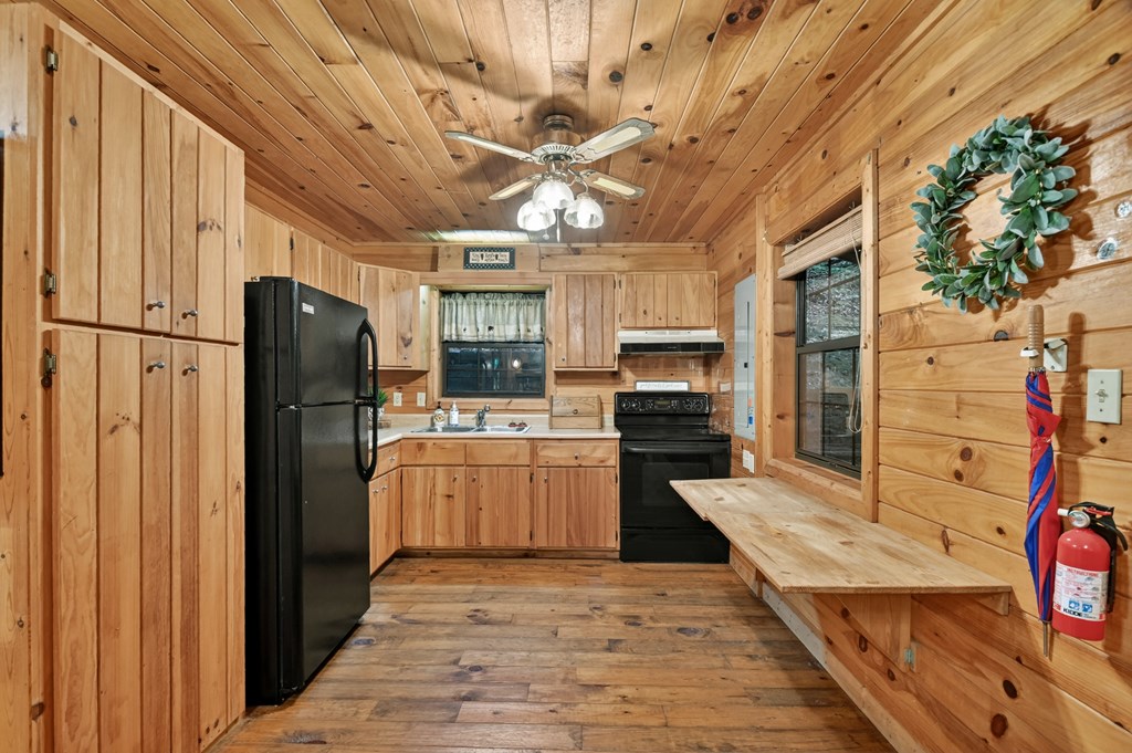 415 Walnut Mountain Road