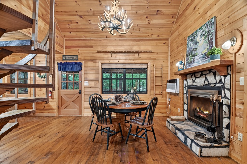 415 Walnut Mountain Road