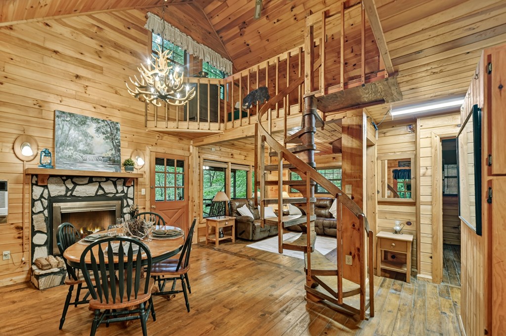 415 Walnut Mountain Road