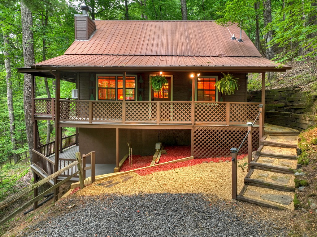 415 Walnut Mountain Road