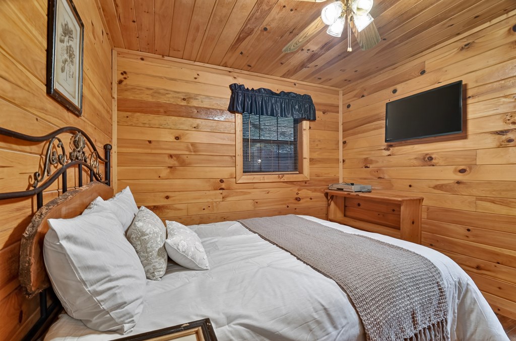 415 Walnut Mountain Road