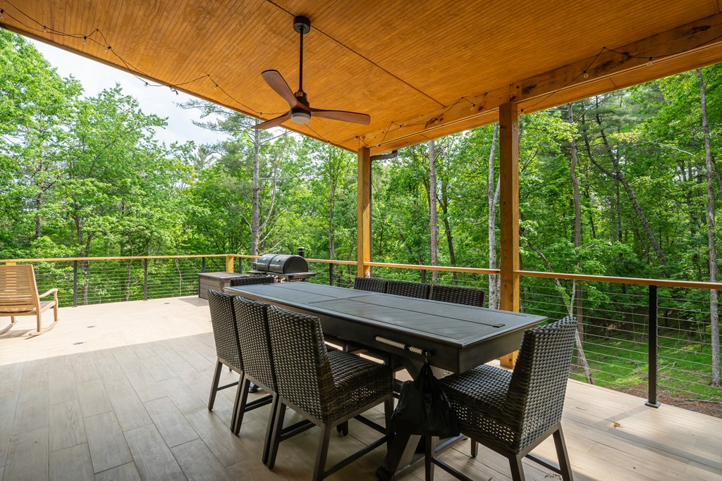 77 Hickory Lane