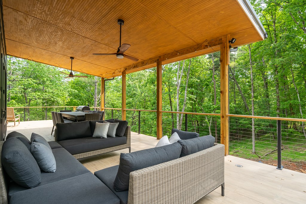 77 Hickory Lane