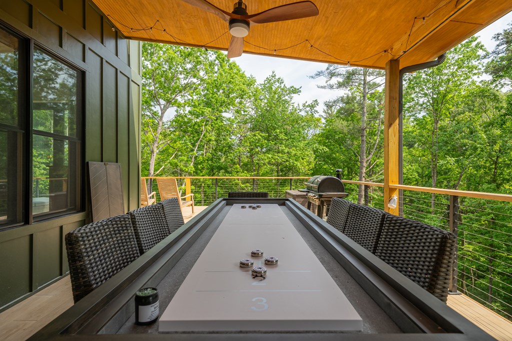 77 Hickory Lane