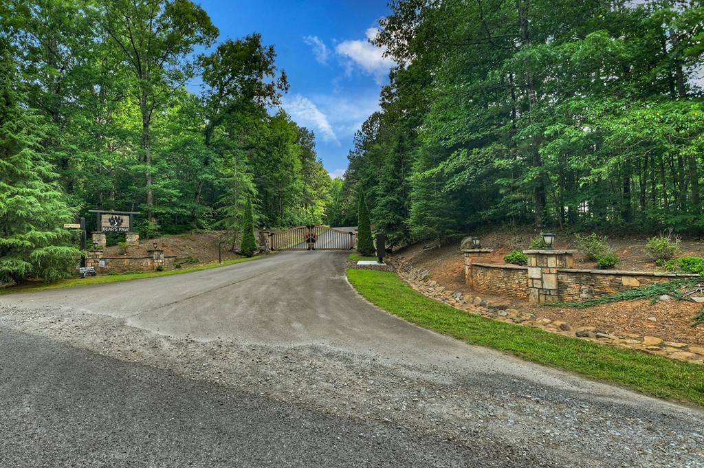 156 Sky High Drive