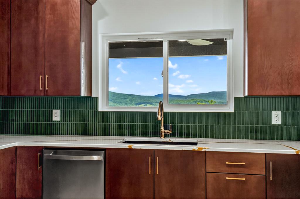 156 Sky High Drive