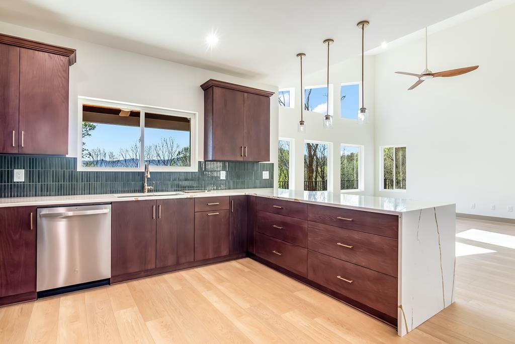 156 Sky High Drive