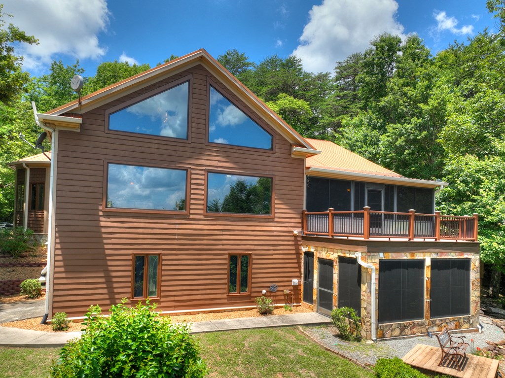 762 Pettit Ridge Road