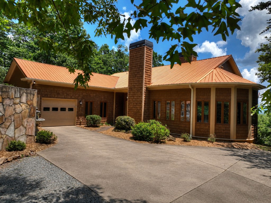 762 Pettit Ridge Road