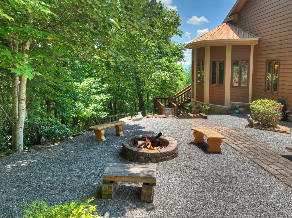 762 Pettit Ridge Road