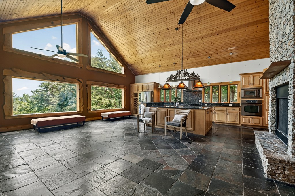 762 Pettit Ridge Road