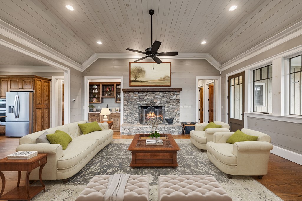 290 Old Anderson Creek