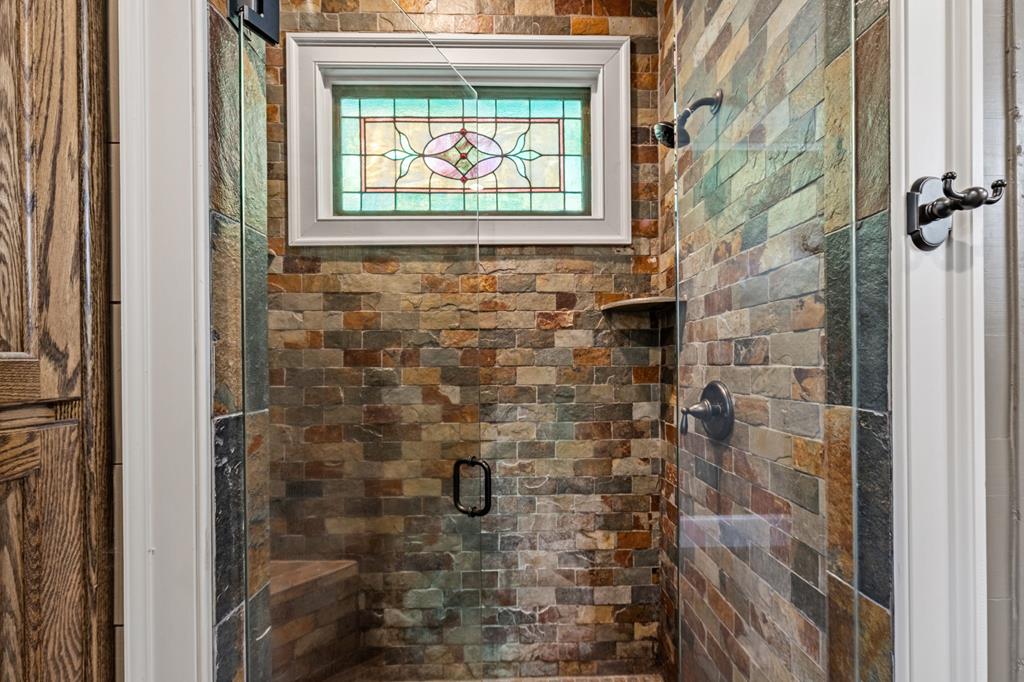 290 Old Anderson Creek