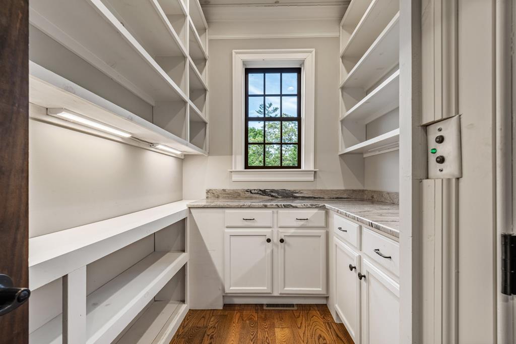 290 Old Anderson Creek
