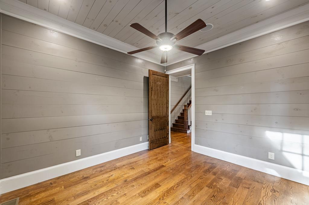 290 Old Anderson Creek