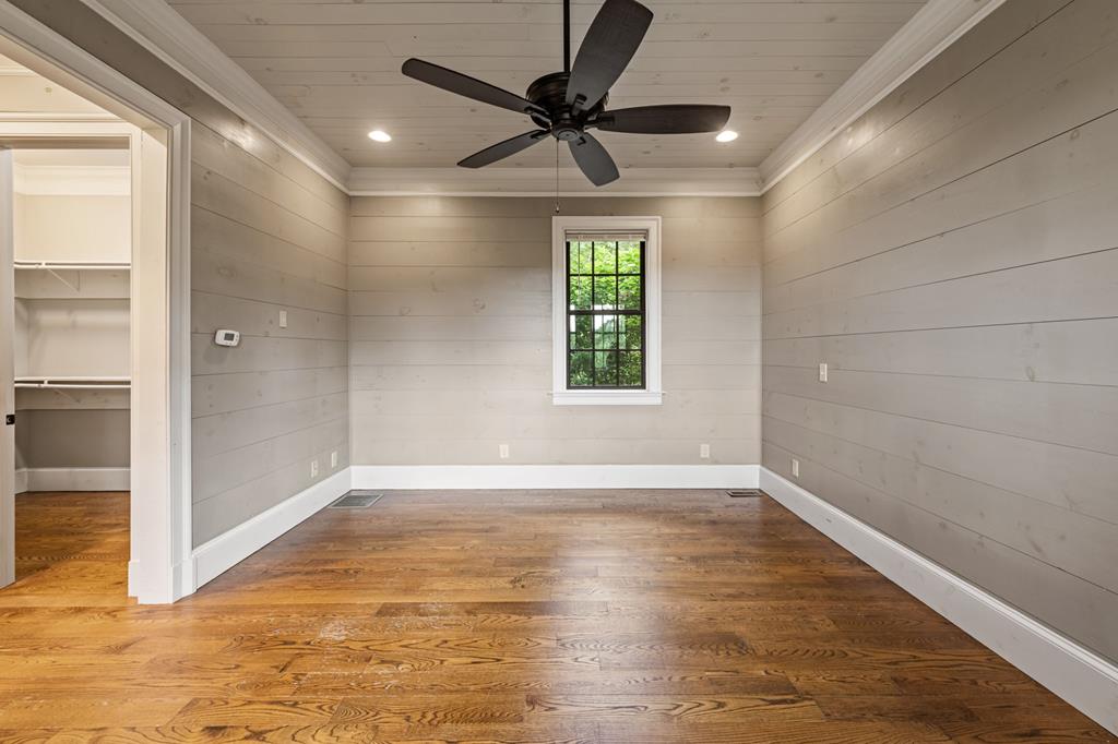 290 Old Anderson Creek