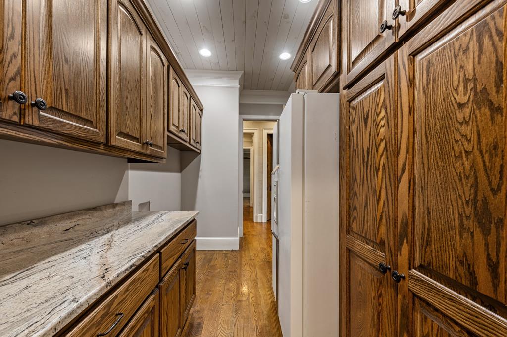 290 Old Anderson Creek