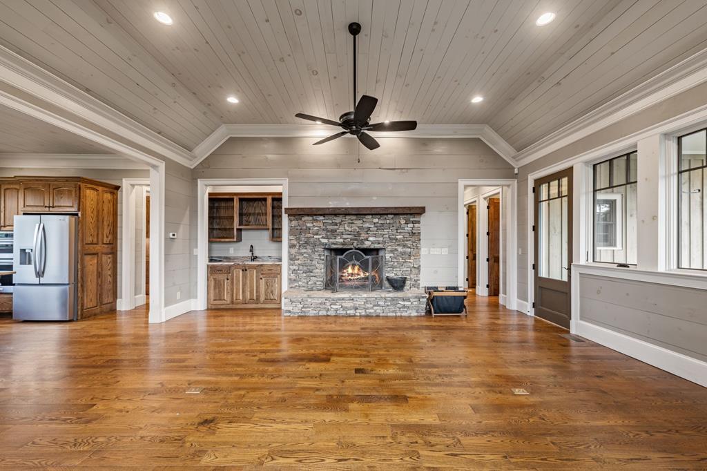 290 Old Anderson Creek