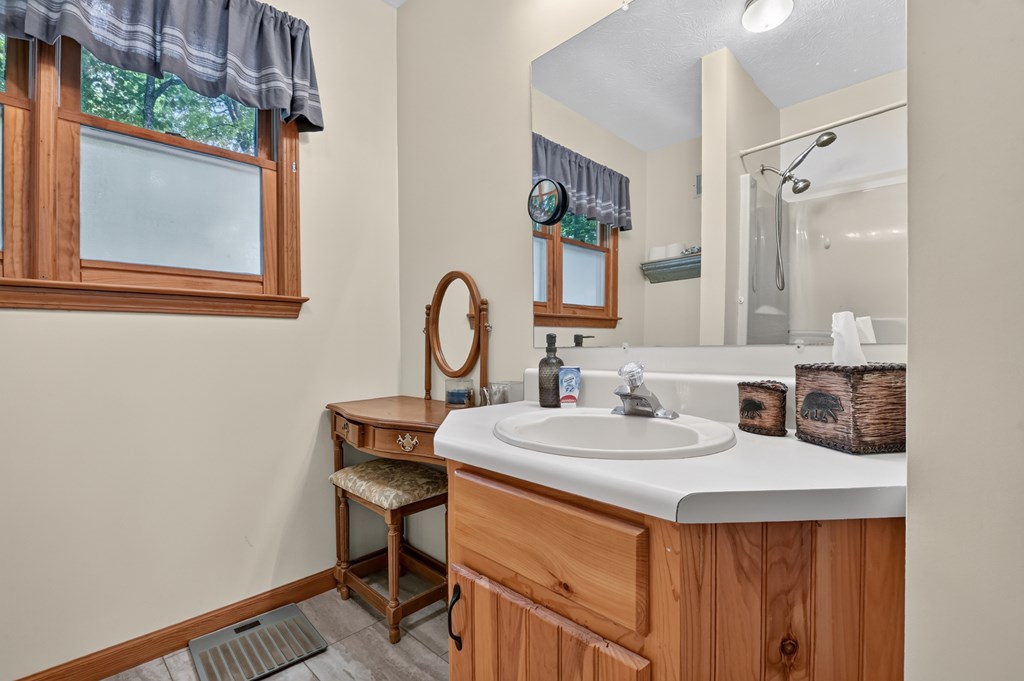 388 Walnut Ridge