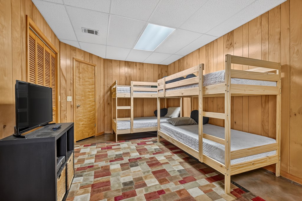 388 Walnut Ridge