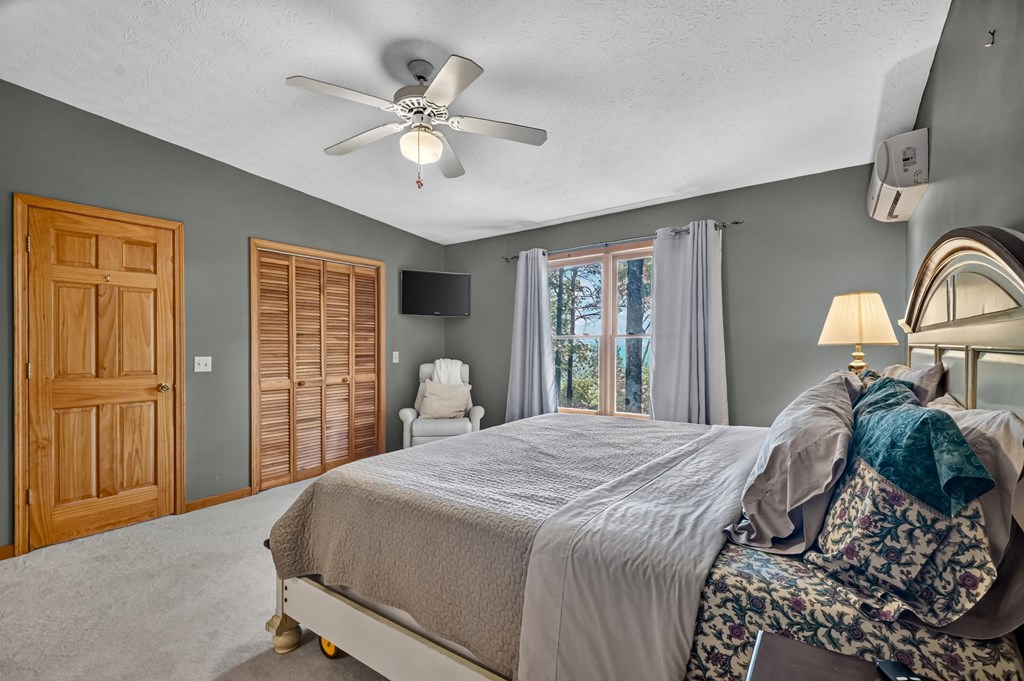 388 Walnut Ridge