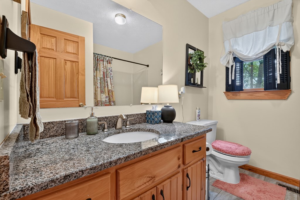 388 Walnut Ridge