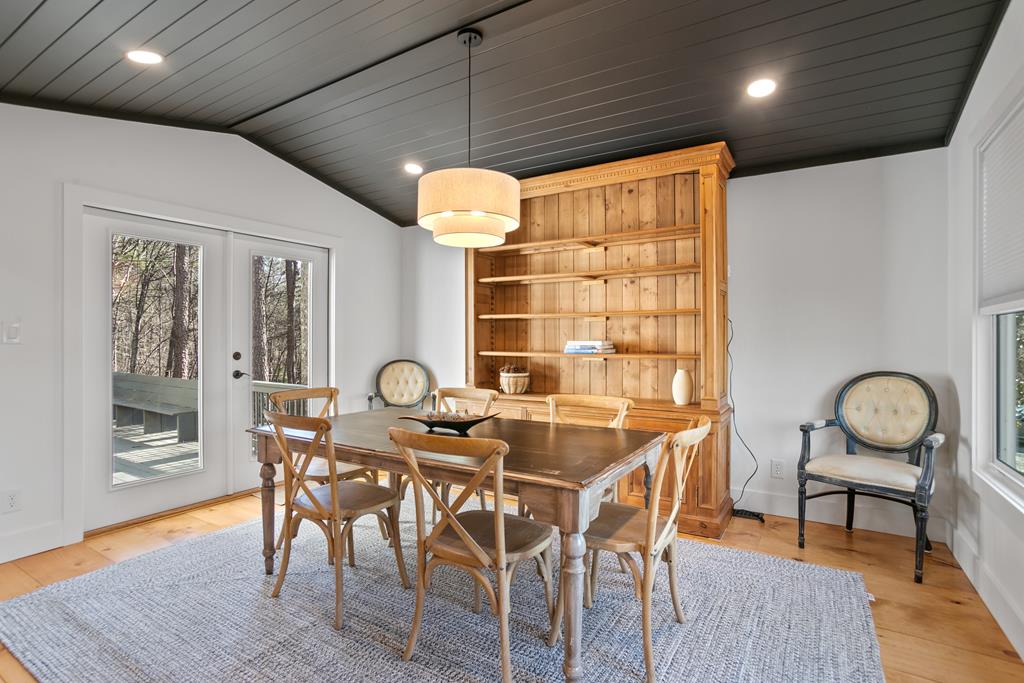 295 Vista Chalet Drive