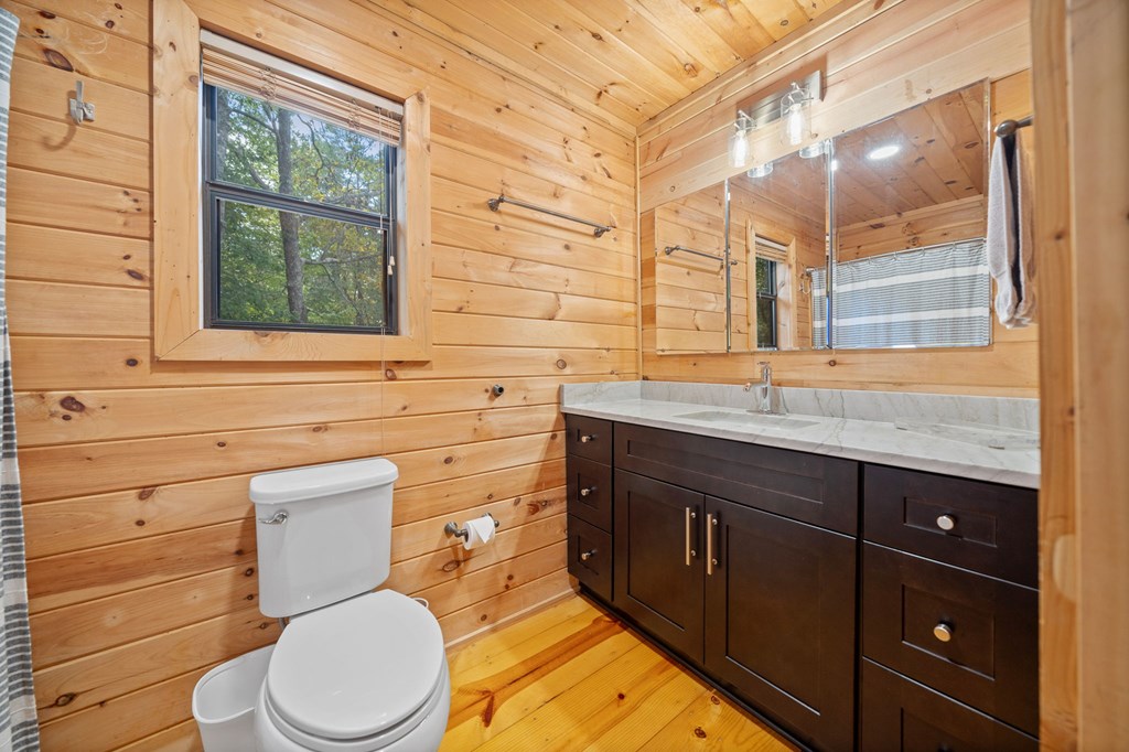295 Vista Chalet Drive