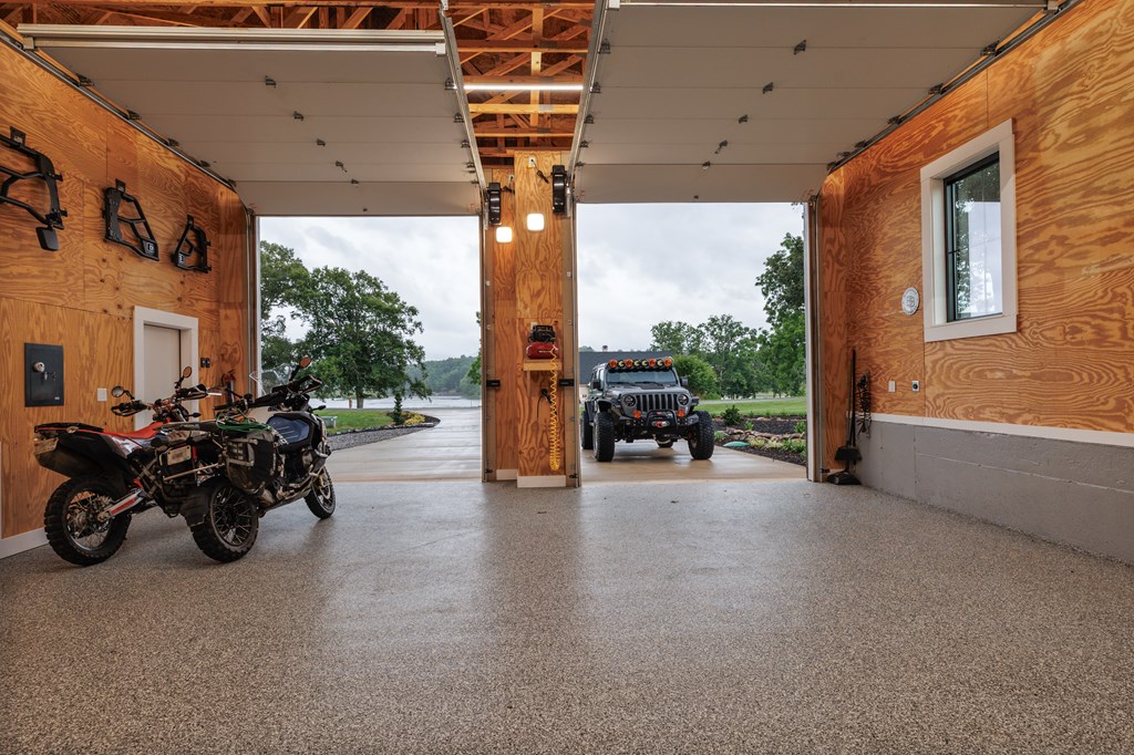 24 Farmland Ct