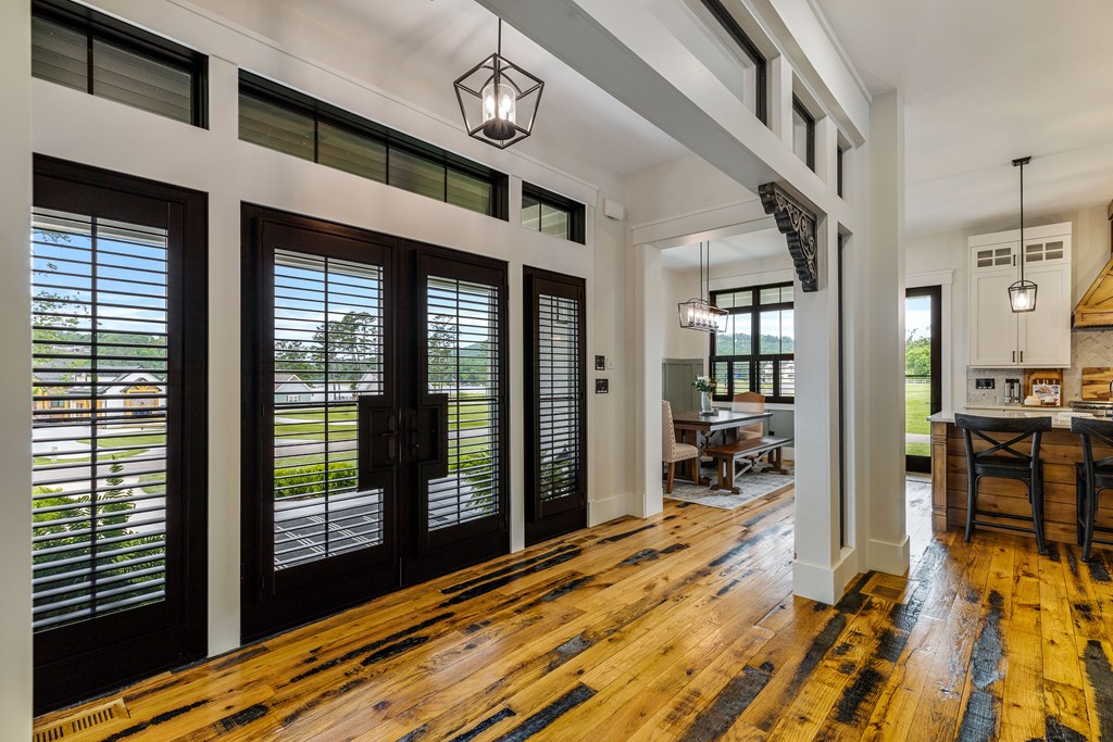 24 Farmland Ct